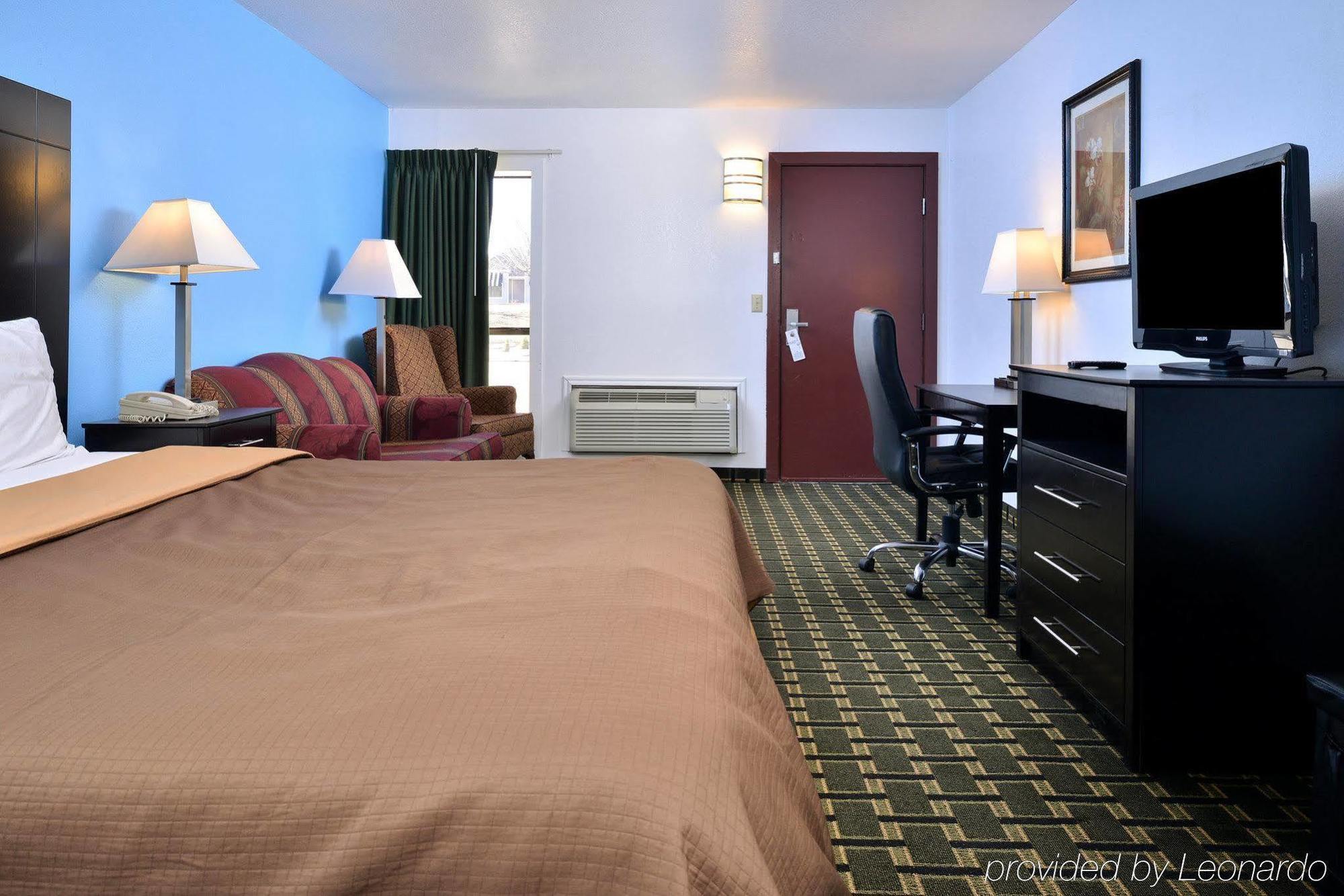 Executive Inn Edmond Exterior photo
